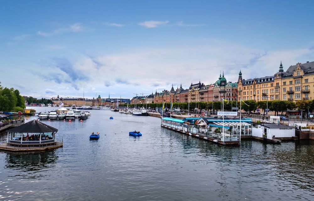 Fullservicevarv i Stockholm - Din guide till komplett båtservice