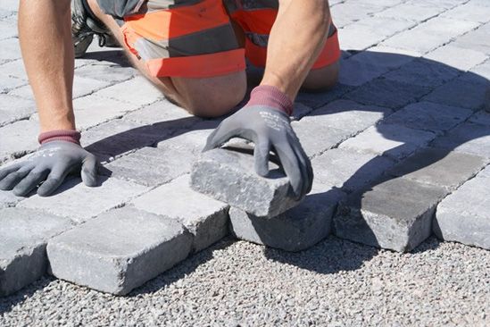 Markarbete  grunden för hållbara och funktionella utemiljöer